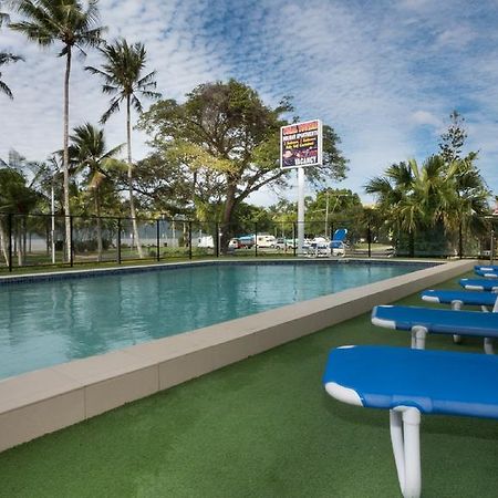 Coral Towers Holiday Suites Кэрнс Экстерьер фото