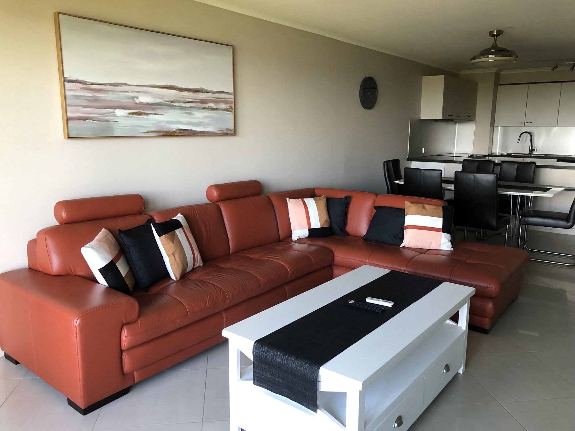 Coral Towers Holiday Suites Кэрнс Экстерьер фото